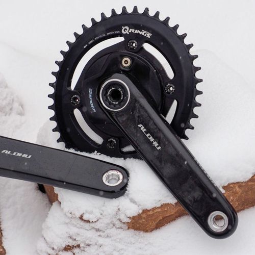 ROTOR'S NEW ALDHU CARBON MODULAR CRANKSET WORKS WITH NEARLY